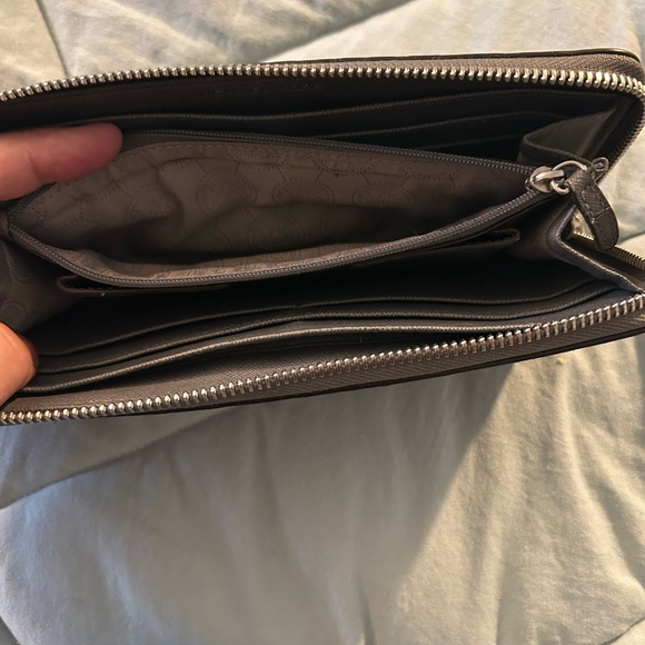 Michael Kors Gray Snake Print Wallet - Picture 8 of 8